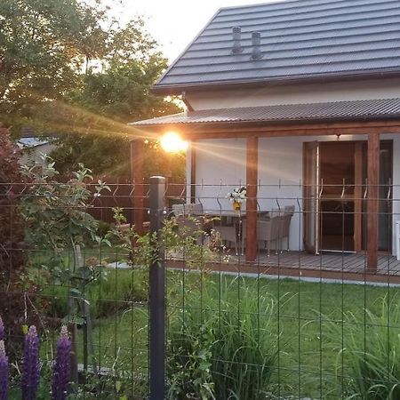 Piekne Zielone Villa Zator Exterior foto